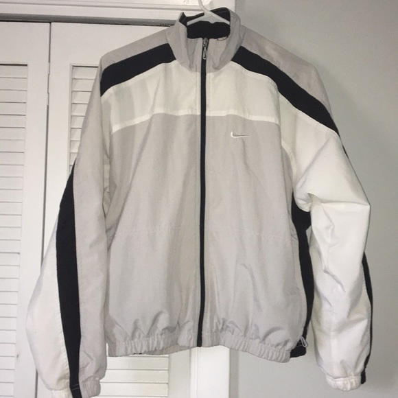 Nike Jackets & Blazers - Women’s Nike Windbreaker